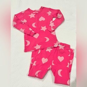 Gap pajamas, 4T (long sleeves and pants)